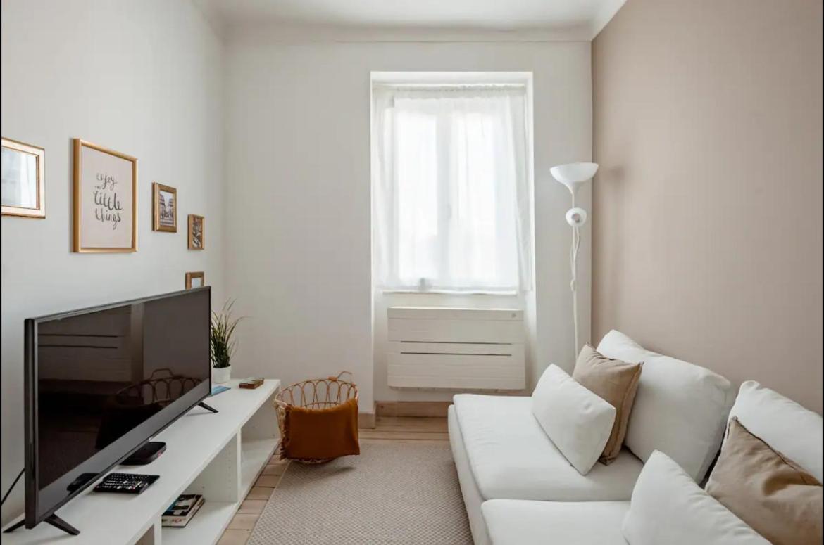 2 Bedroom With Great Transport Links To The Heart Of * Lissabon
